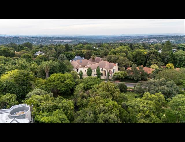 4 BEDROOM HOUSE FOR SALE IN BRYANSTON